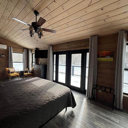 Firefly Fields 2-Acres With Guest House, Game Room, Mountain & River Views Сев'єрвілл Екстер'єр фото
