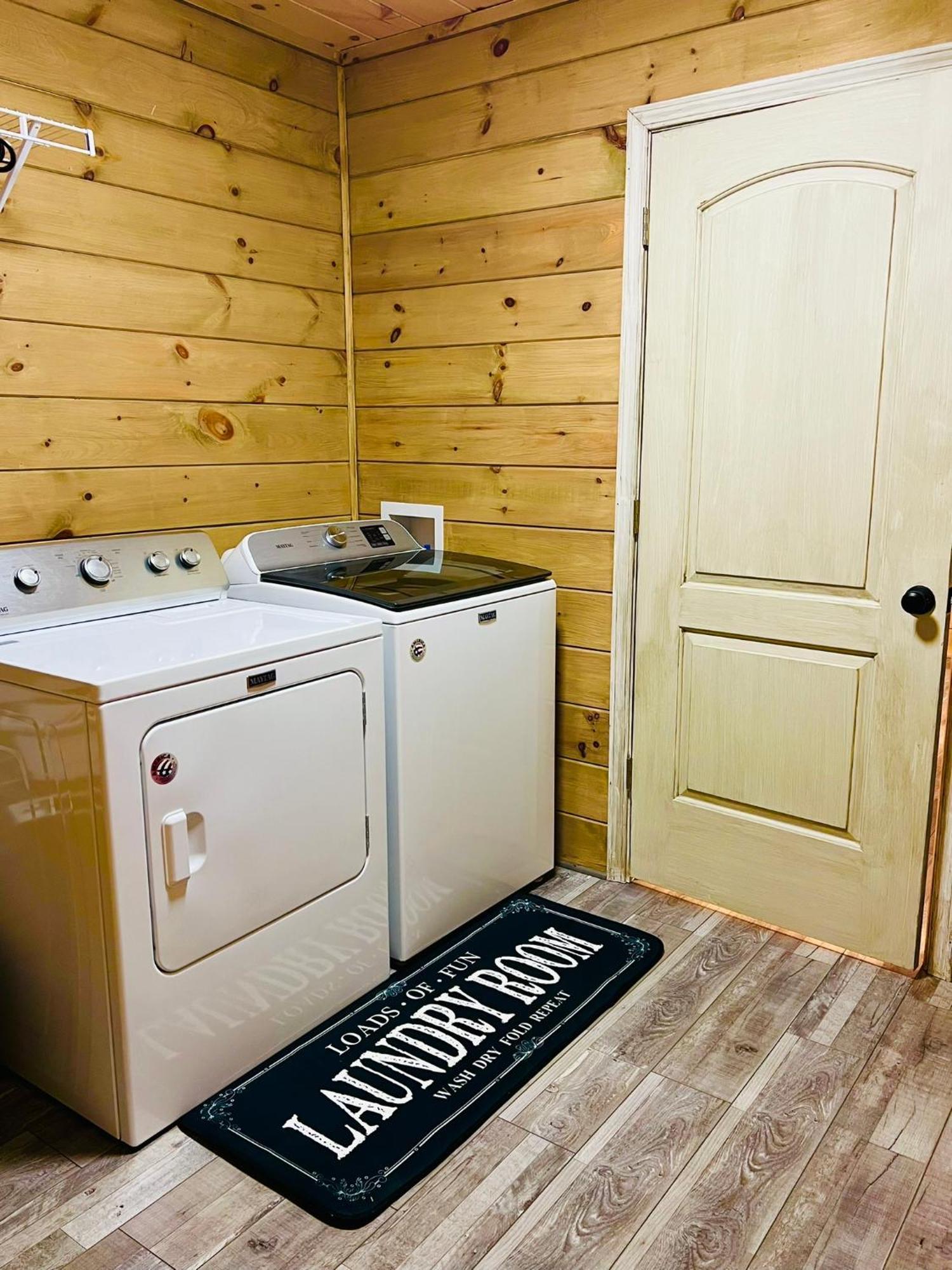 Firefly Fields 2-Acres With Guest House, Game Room, Mountain & River Views Сев'єрвілл Екстер'єр фото
